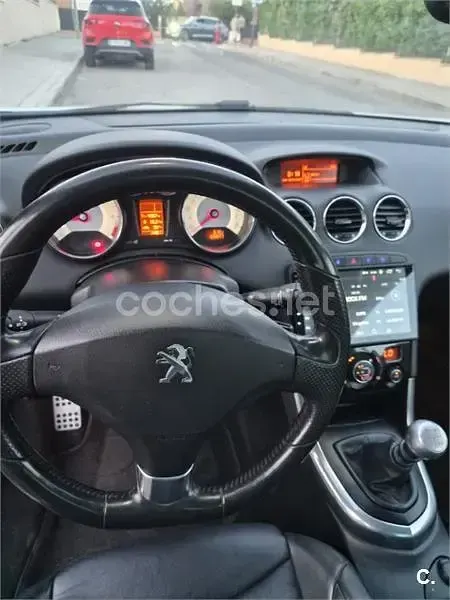 Usado Peugeot 308 CC Active 156 CV (114 kW) 2011 Gris / plata Descapotable