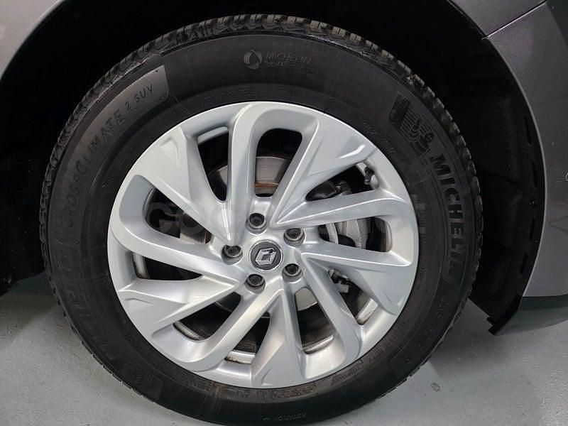 Usado Renault Espace Zen 160 CV (117 kW) 2015 Beige Monovolumen