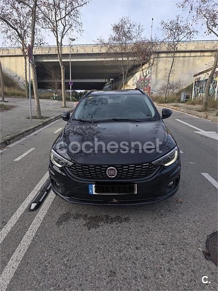 Negro Usado 2020 Fiat Tipo Lounge Familiar | 6500 € (Precio justo) - Imagen 1/4