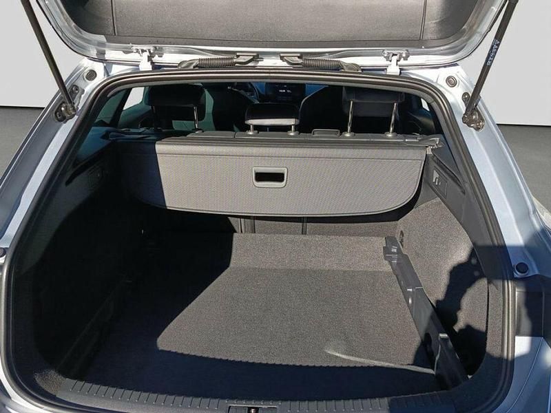 Usado Seat Leon Style 150 CV (110 kW) 2024 Gris Utilitario