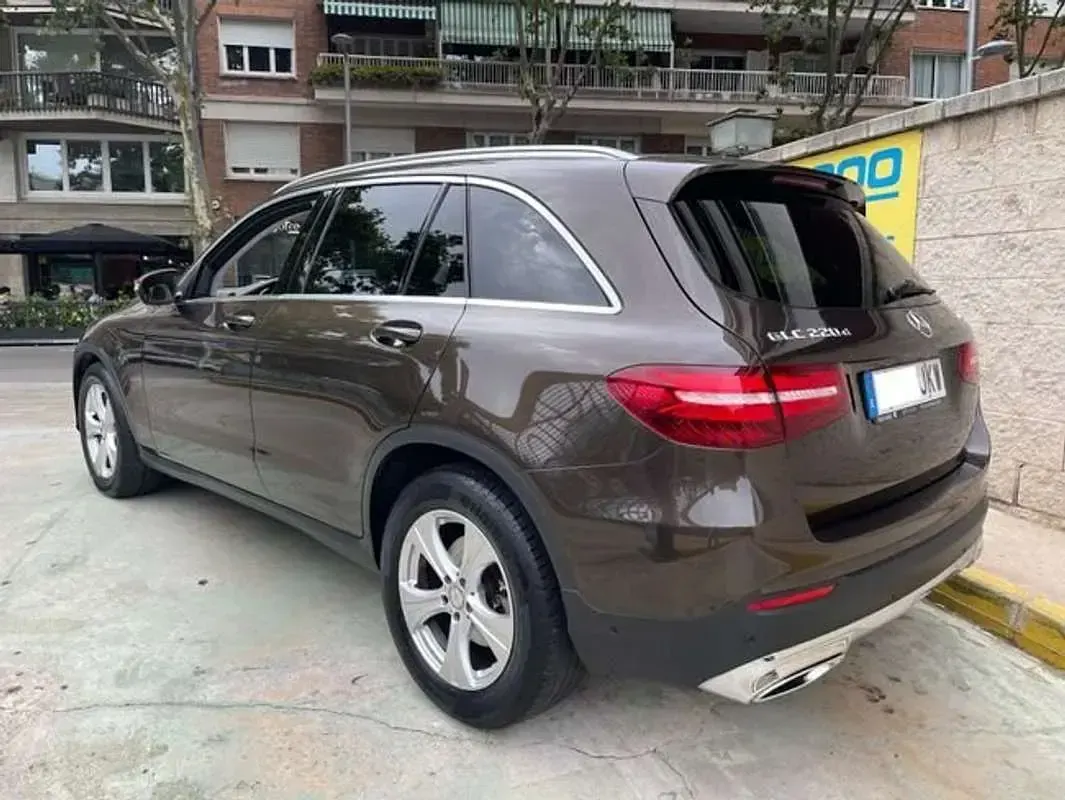 Usado Mercedes GLC220 170 CV (125 kW) 2016 Marrón SUV