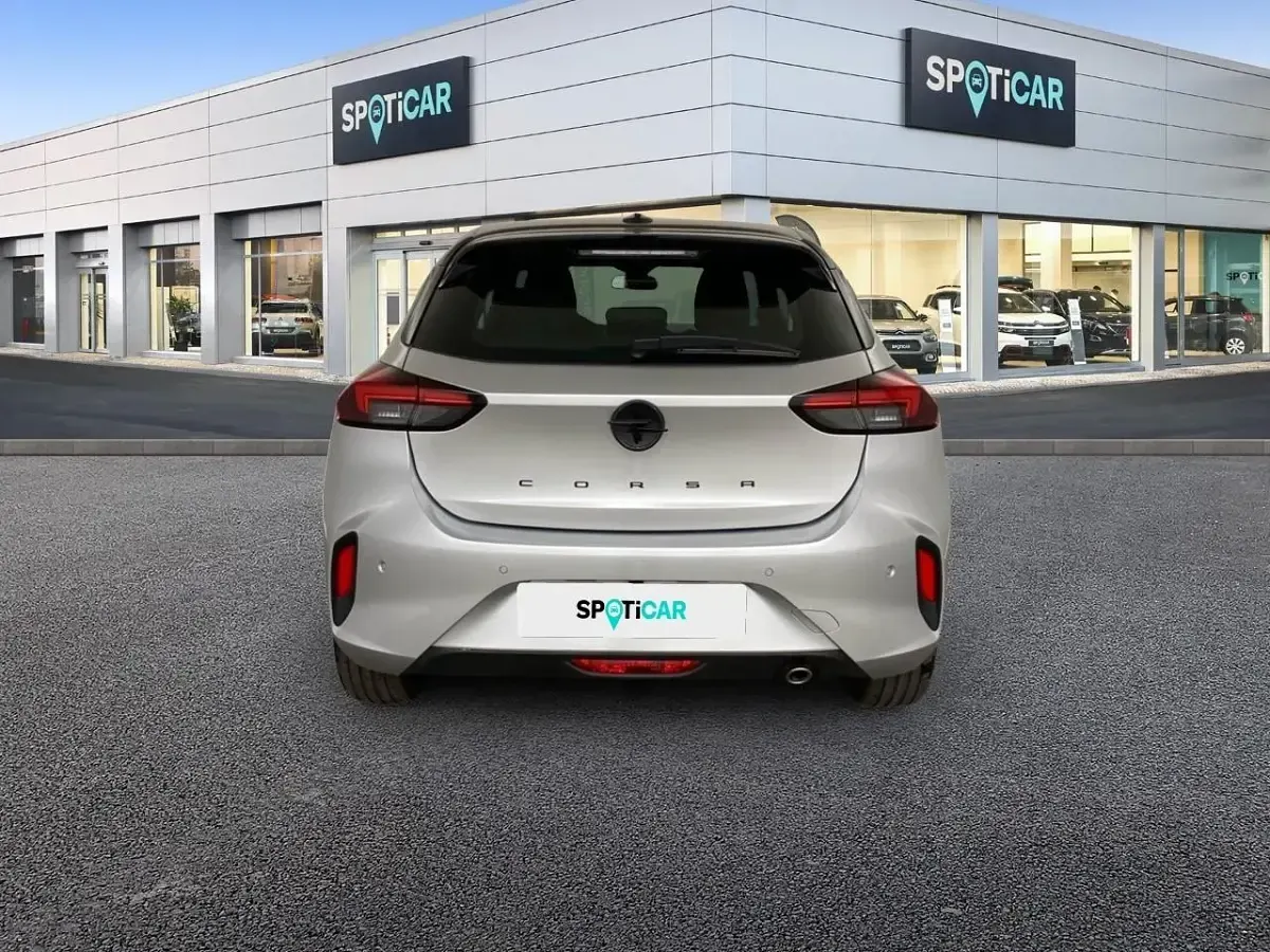 Usado Opel Corsa 100 CV (73 kW) 2025 Gris Utilitario