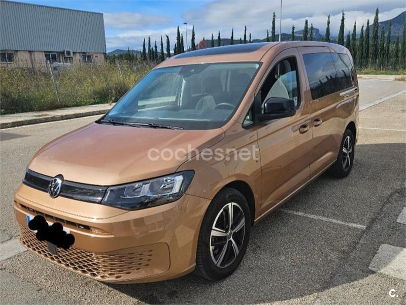 Usado VW Caddy Maxi 114 CV (83 kW) 2023 Amarillo Monovolumen