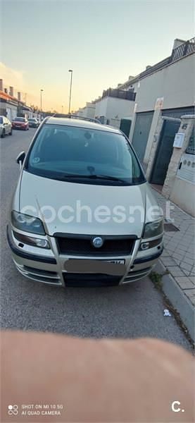Beige Usado 2006 Fiat Ulysse Emotion Monovolumen | 4200 € - Imagen 1/4