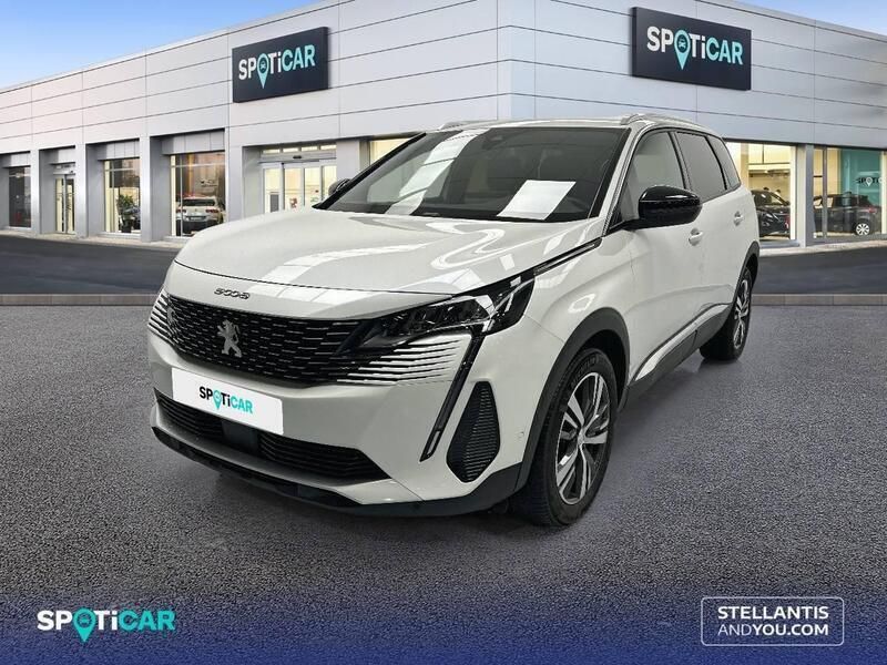 Blanco Usado 2023 Peugeot 5008 Allure Monovolumen | 23.900 € (Precio justo) - Imagen 1/4