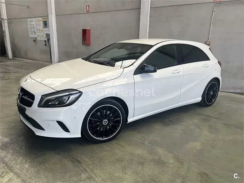 Usado Mercedes A220 190 CV (139 kW) 2017 Blanco Berlina