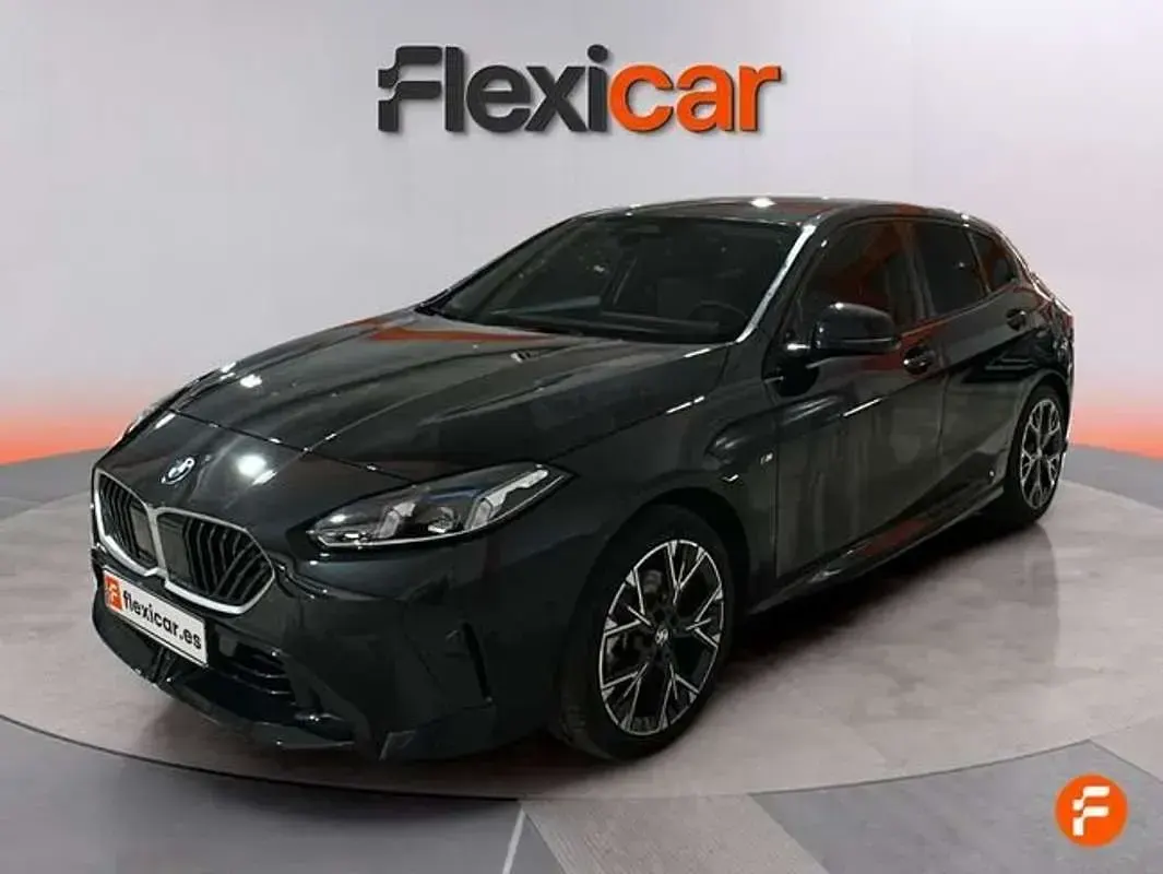 Usado BMW 120 163 CV (119 kW) 2025 Negro Utilitario