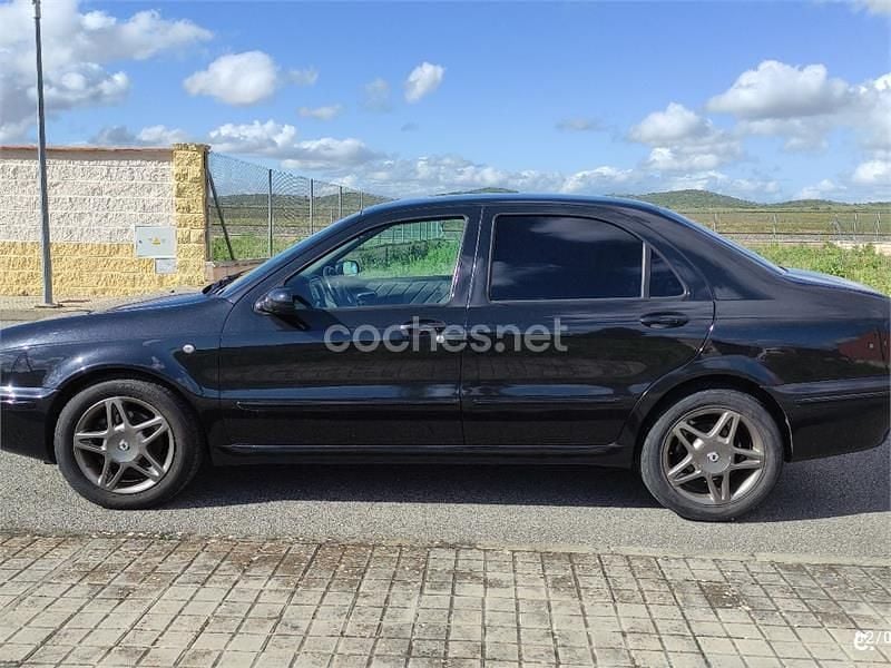 Negro Usado 2002 Lancia Lybra Berlina | 3300 € - Imagen 1/4