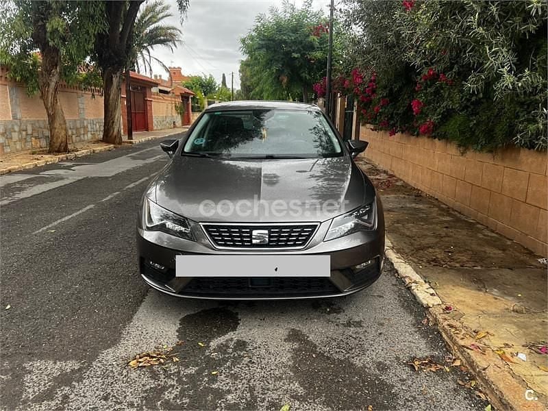 Gris / plata Usado 2017 Seat Leon XCELLENCE Berlina | 16.000 € (Precio justo) - Imagen 1/4