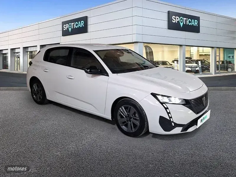 Usado Peugeot 308 Active 130 CV (95 kW) 2022 Blanco Berlina