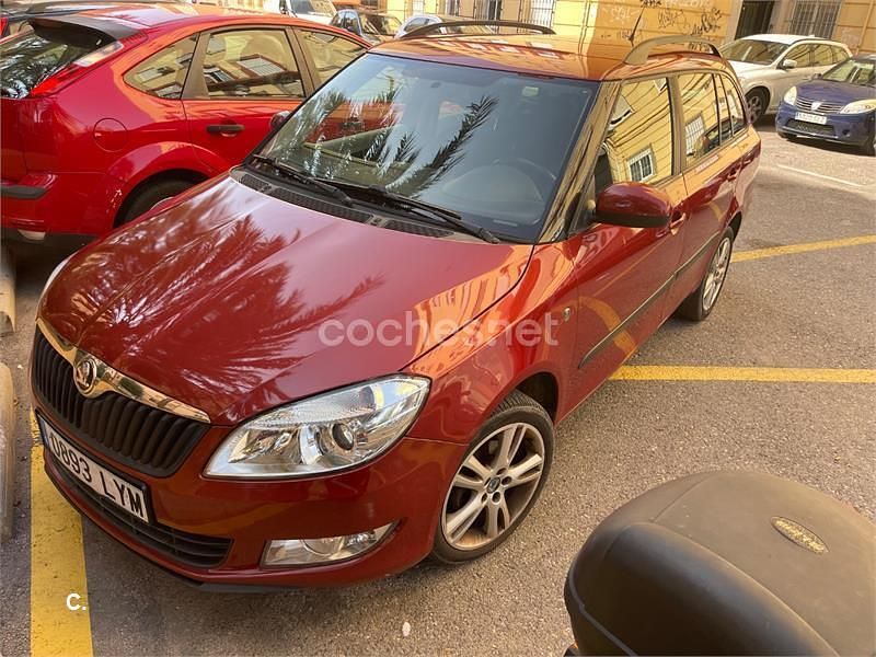 Granate Usado 2014 Skoda Fabia Family Utilitario | 5500 € (Caro) - Imagen 1/4
