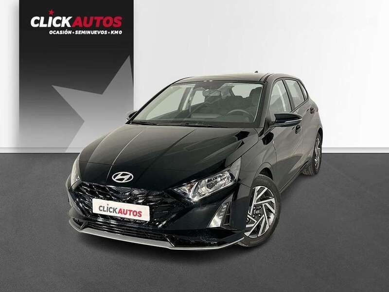 Negro Usado 2024 Hyundai i20 Utilitario | 14.950 € (Buen precio) - Imagen 1/4