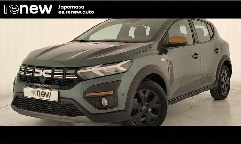 Usado Dacia Sandero Extreme 100 CV (73 kW) 2025 Verde Berlina