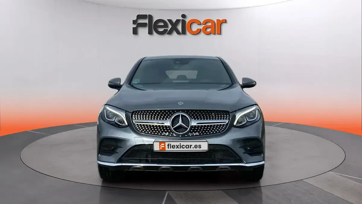 Usado Mercedes GLC250 204 CV (150 kW) 2019 Gris SUV