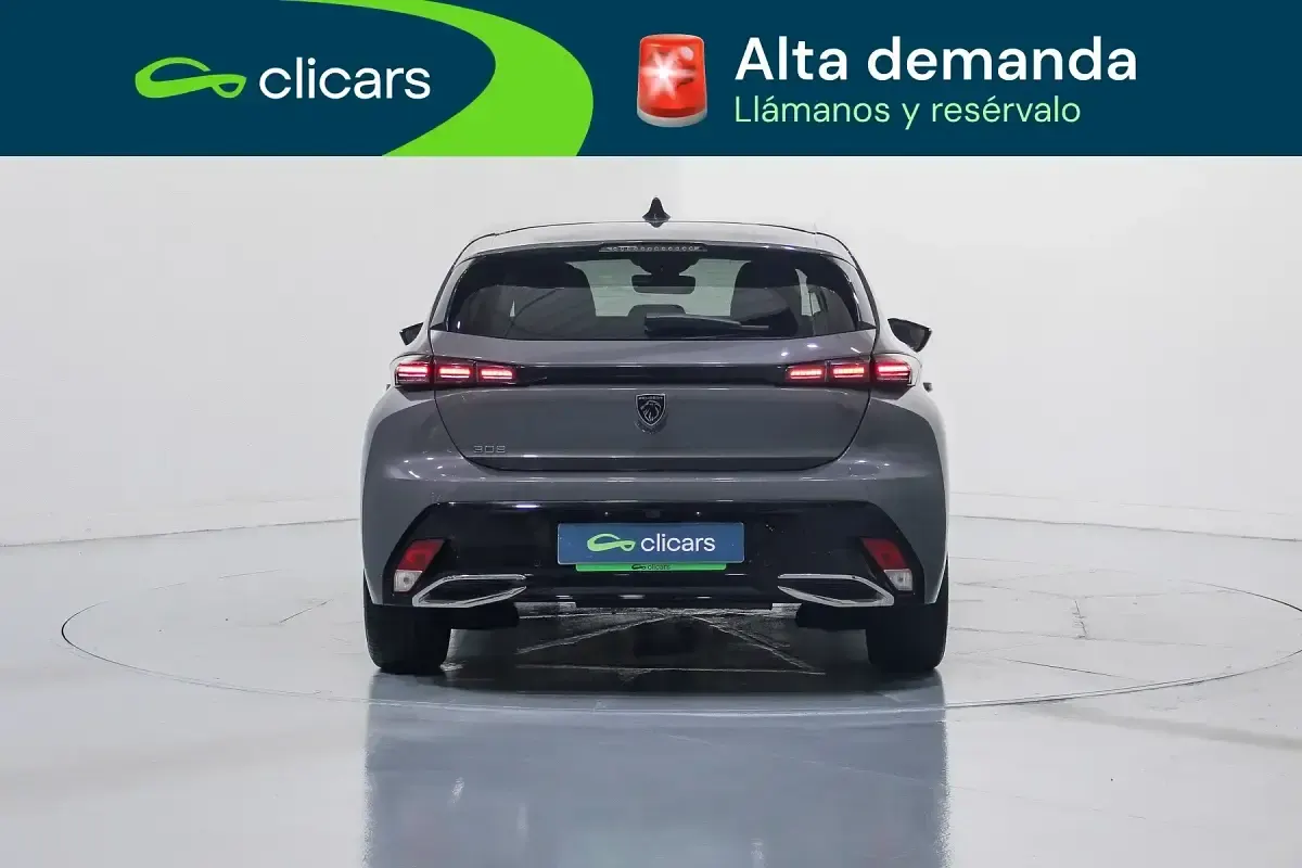 Usado Peugeot 308 Allure 130 CV (95 kW) 2024 Gris / plata Berlina