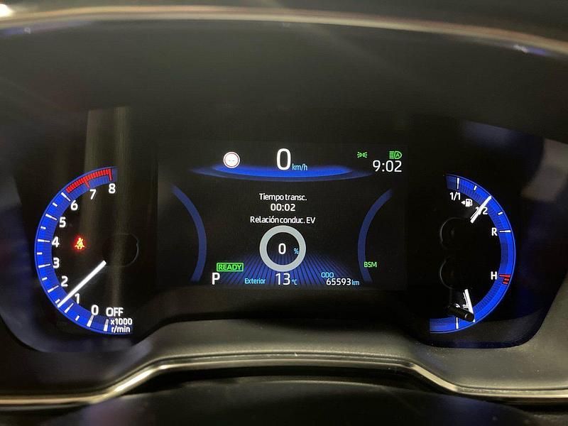 Usado Toyota Corolla Advance 184 CV (135 kW) 2022 Rojo Berlina