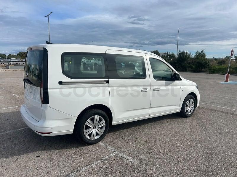 Usado VW Caddy Maxi 102 CV (75 kW) 2024 Blanco Monovolumen