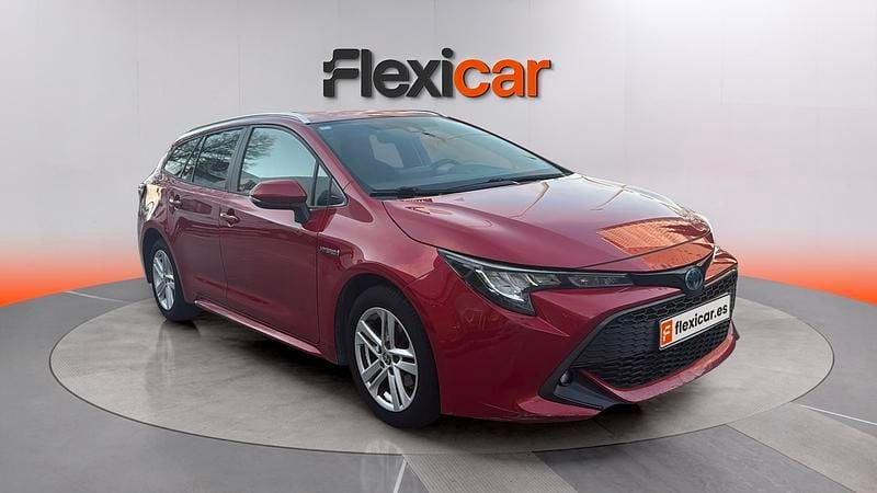 Usado Toyota Corolla Active 122 CV (89 kW) 2021 Rojo Familiar