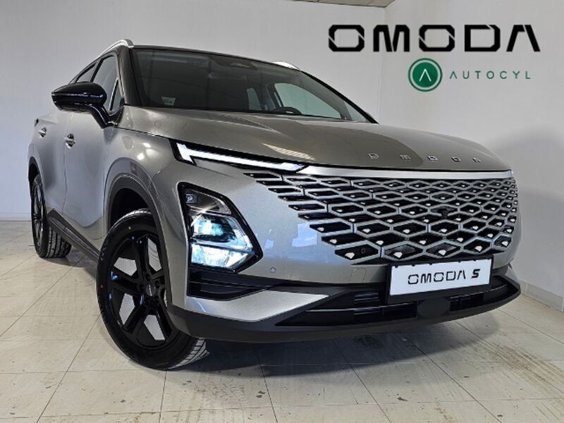 Gris Nuevo 2025 Omoda 5 SUV | 27.389 € (Precio justo) - Imagen 1/4