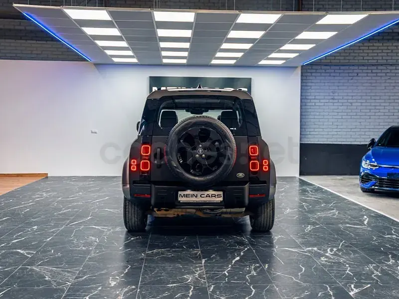 Usado Land Rover Defender HSE 300 CV (220 kW) 2020 Gris / plata SUV