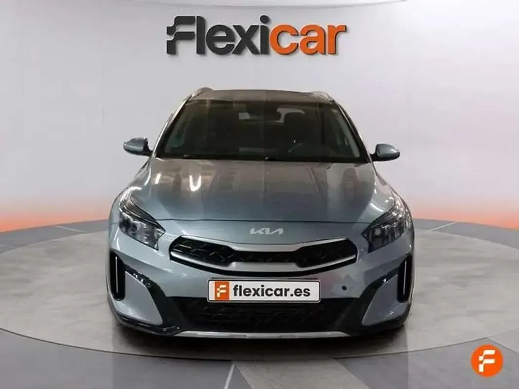 Usado Kia XCeed 160 CV (117 kW) 2023 Gris SUV