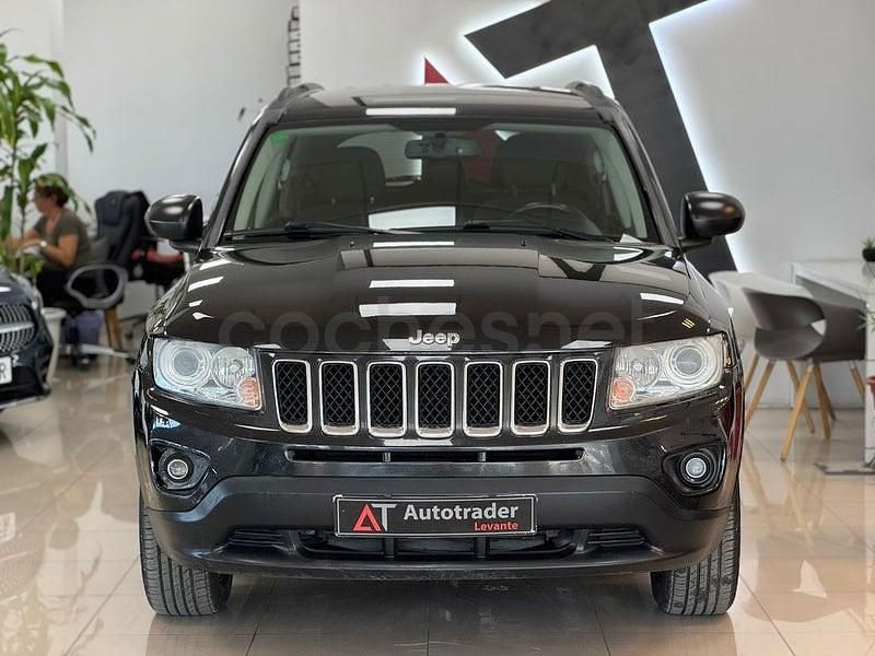 Usado Jeep Compass Limited 136 CV (100 kW) 2011 Negro SUV