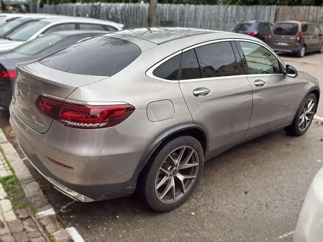 Usado Mercedes GLC200 197 CV (144 kW) 2022 Beige SUV