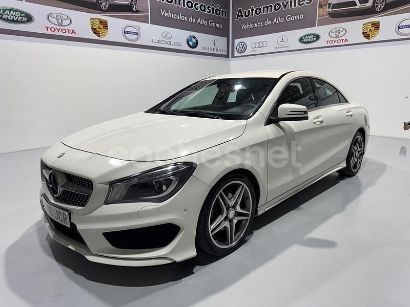 Usado Mercedes CLA200 136 CV (100 kW) 2015 Blanco Berlina