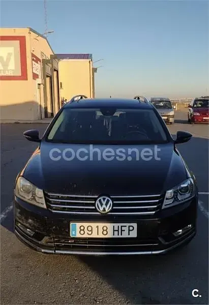 Usado VW Passat Highline 170 CV (125 kW) 2011 Azul Familiar