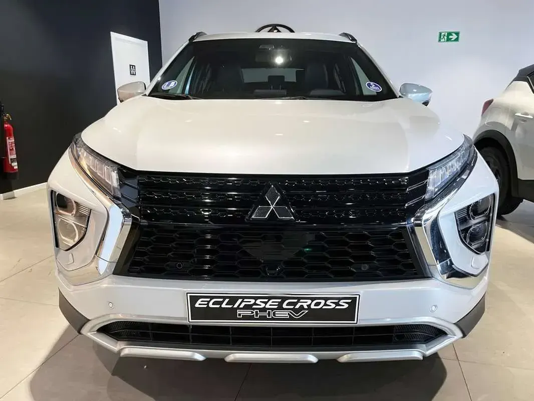 Nuevo Mitsubishi Eclipse Cross 188 CV (138 kW) 2026 Blanco SUV
