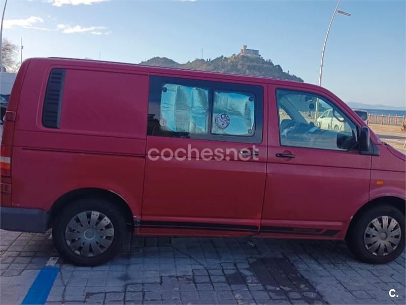 Usado VW Transporter 68 CV (50 kW) 2002 Rojo Van