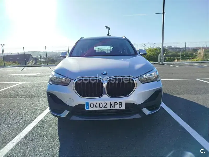 Usado BMW X1 140 CV (102 kW) 2020 Gris / plata SUV