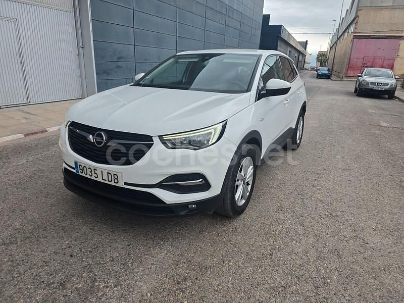 Gris / plata Usado 2019 Opel Grandland X Selective SUV | 10.800 € (Super precio) - Imagen 1/4