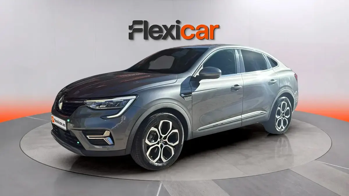 Usado Renault Arkana 145 CV (106 kW) 2022 Gris SUV