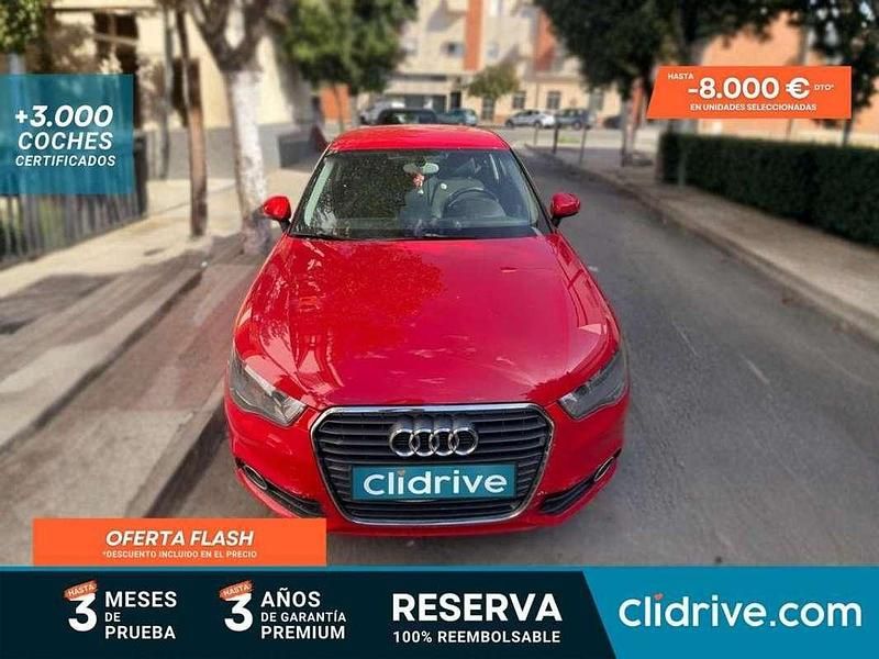 Rojo Usado 2014 Audi A1 Attraction Utilitario | 7190 € (Super precio) - Imagen 1/3