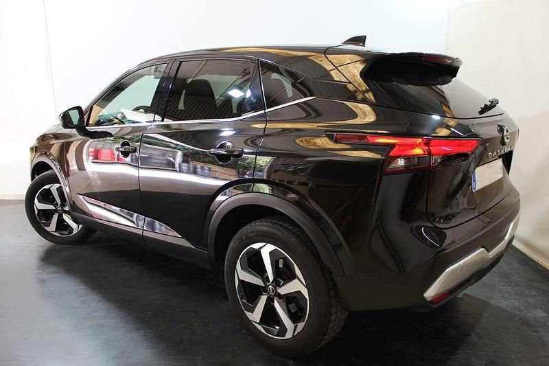 Begagnad Nissan Qashqai 140 HK (102 kW) 2022 Svart SUV