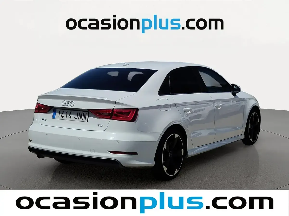 Usado Audi A3 S-Line 110 CV (80 kW) 2016 Blanco Berlina