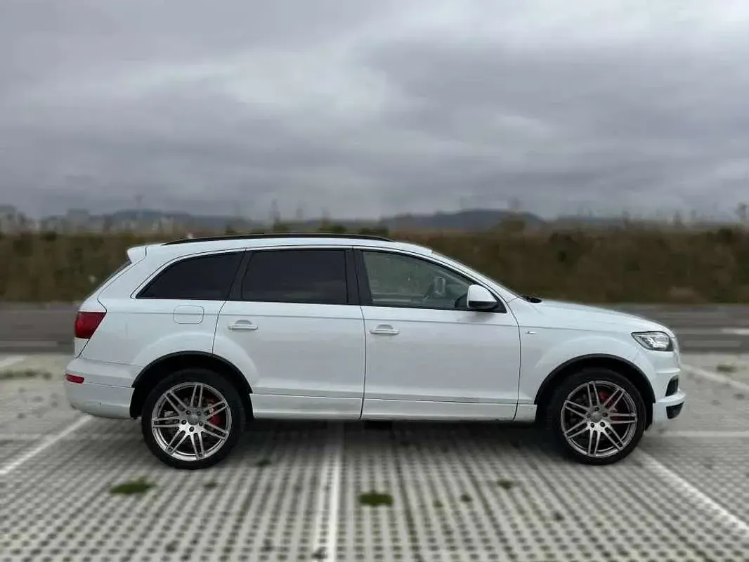 Usado Audi Q7 Advanced 204 CV (150 kW) 2013 Blanco SUV