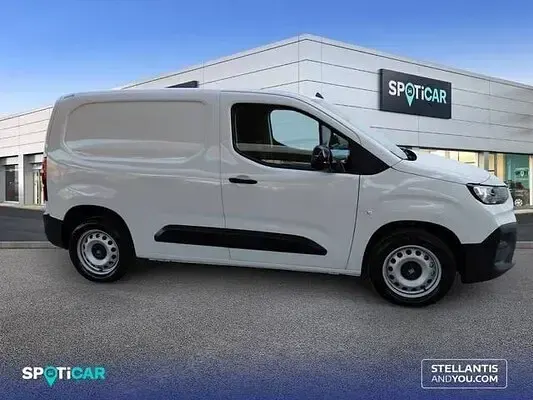 Nuevo Fiat Doblò 100 CV (73 kW) 2026 Blanco Monovolumen