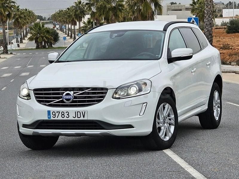 Usado Volvo XC60 Momentum 150 CV (110 kW) 2016 Blanco SUV