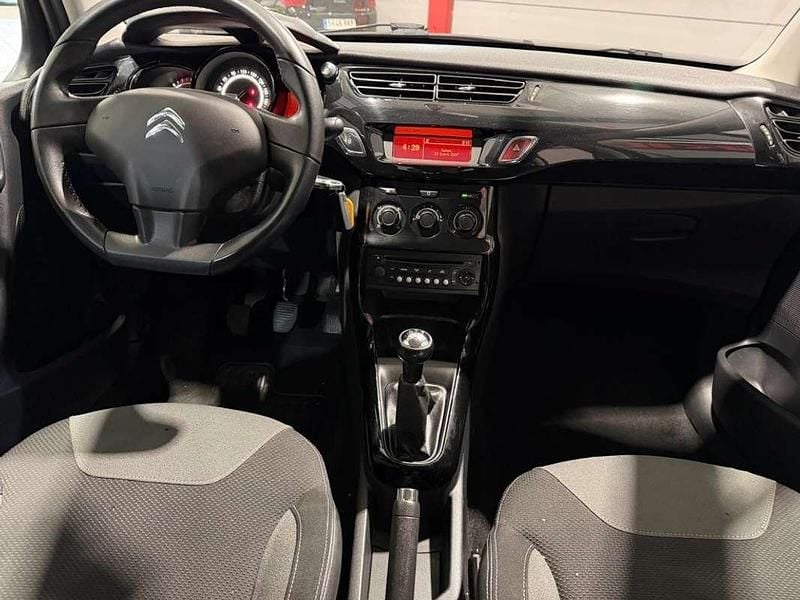 Usado Citroën C3 Attraction 75 CV (55 kW) 2015 Azul Utilitario