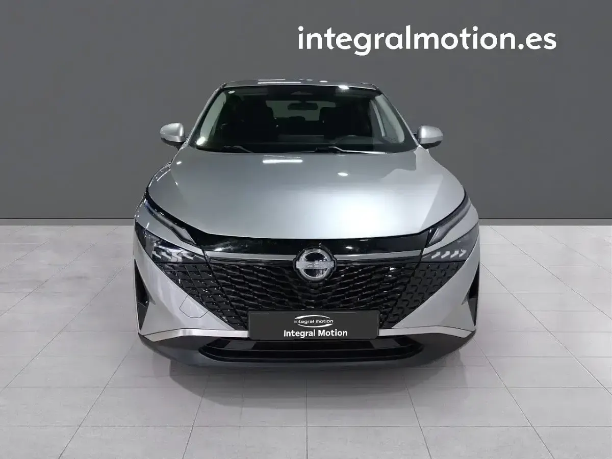 Usado Nissan Qashqai Acenta 158 CV (116 kW) 2024 Gris SUV