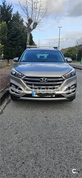 Usado Hyundai Tucson 115 CV (84 kW) 2016 Gris / plata SUV