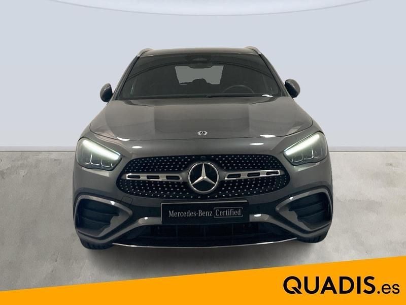 Usado Mercedes GLA250 218 CV (160 kW) 2024 Gris SUV