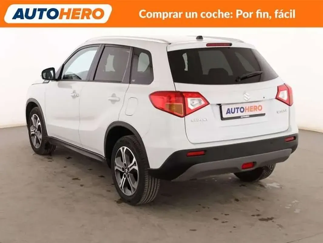 Usado Suzuki Vitara Comfort 120 CV (88 kW) 2018 Blanco SUV
