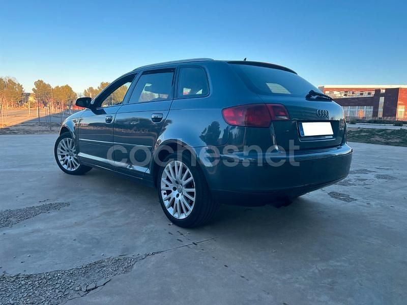 Usado Audi A3 S-Line 140 CV (102 kW) 2007 Azul Utilitario