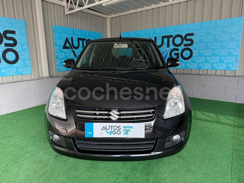 Negro Usado 2010 Suzuki Swift GLX Berlina | 8900 € - Imagen 1/4