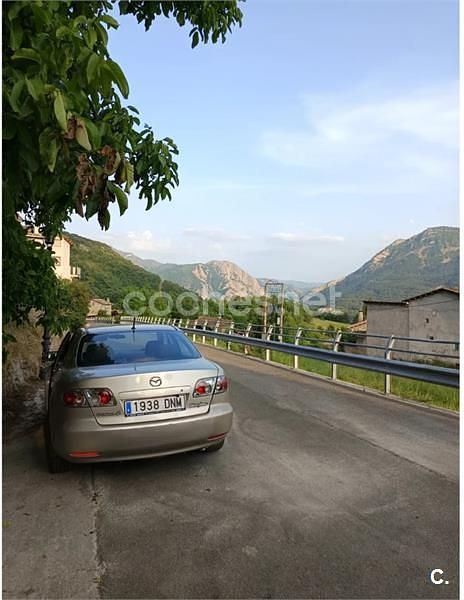 Usado Mazda 6 Active 141 CV (103 kW) 2005 Gris / plata Berlina