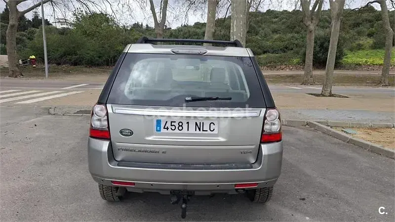 Usado Land Rover Freelander 2 S 150 CV (110 kW) 2012 Gris / plata SUV