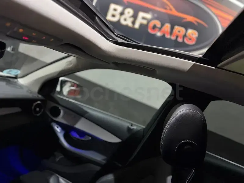 Usado Mercedes GLC220 194 CV (142 kW) 2022 Blanco SUV